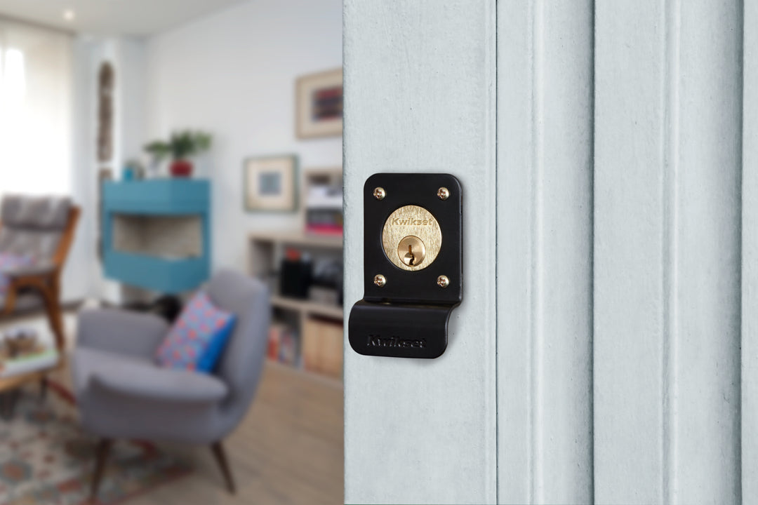 Cerradura Rimlock 50mm Kwikset Tradicional - Sobreponer Blindada, Derecha, Acabado Negro