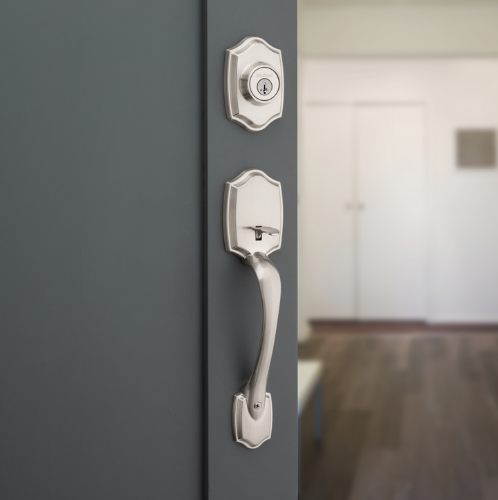 Gatillo Belleview Kwikset con Llave Mariposa para Puerta de Entrada - Acabado Níquel Satinado
